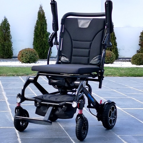 Silla de ruedas eléctrica Libercar Alma Fibra Carbono - reposabrazos